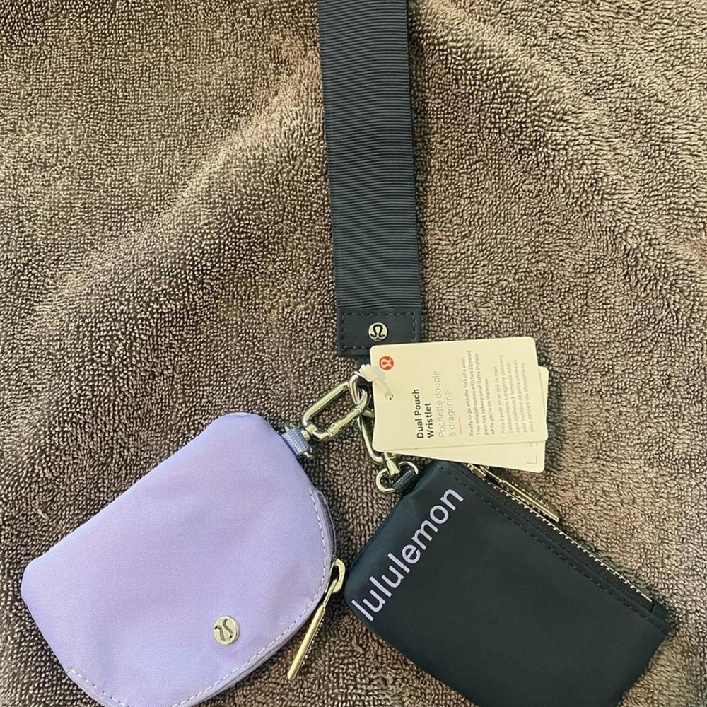NWT! Lululemon Dual Pouch Wristlet NAVY / LAVENDER